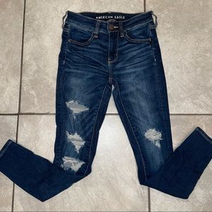 COPY - American Eagle stretchy short ripped up jeans (2)
